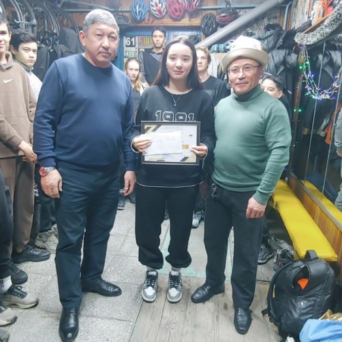 Были награждены лучшие спортсмены СДЮСШОР "Жениш"