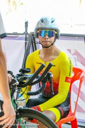 Данияр Велямов перед стартом разделки 42,8 км в категории Элита