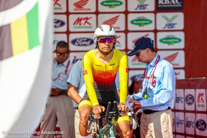 Маткаримов Мухаммед Али - Under 23, на старте разделки 32,1 км