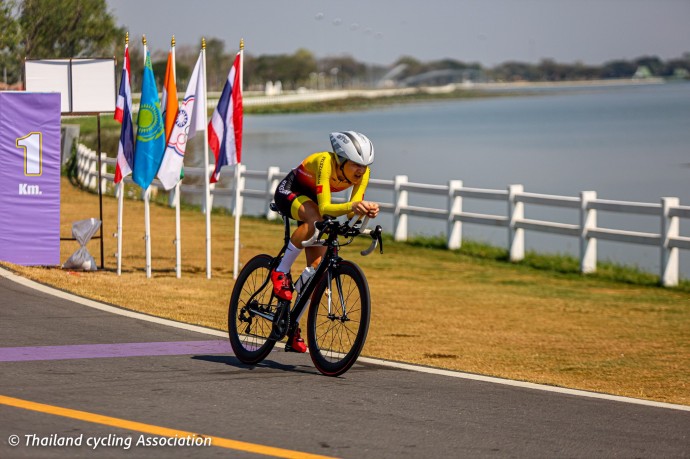 Маткаримов Шахрух на разделке 21,4 км, юниоры