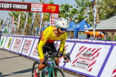 Данияр Велямов стартует на разделке 42,8 км в категории Элита