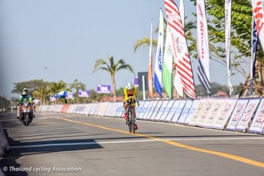 Маткаримов Шахрух финиш разделки 21,4 км, юниоры